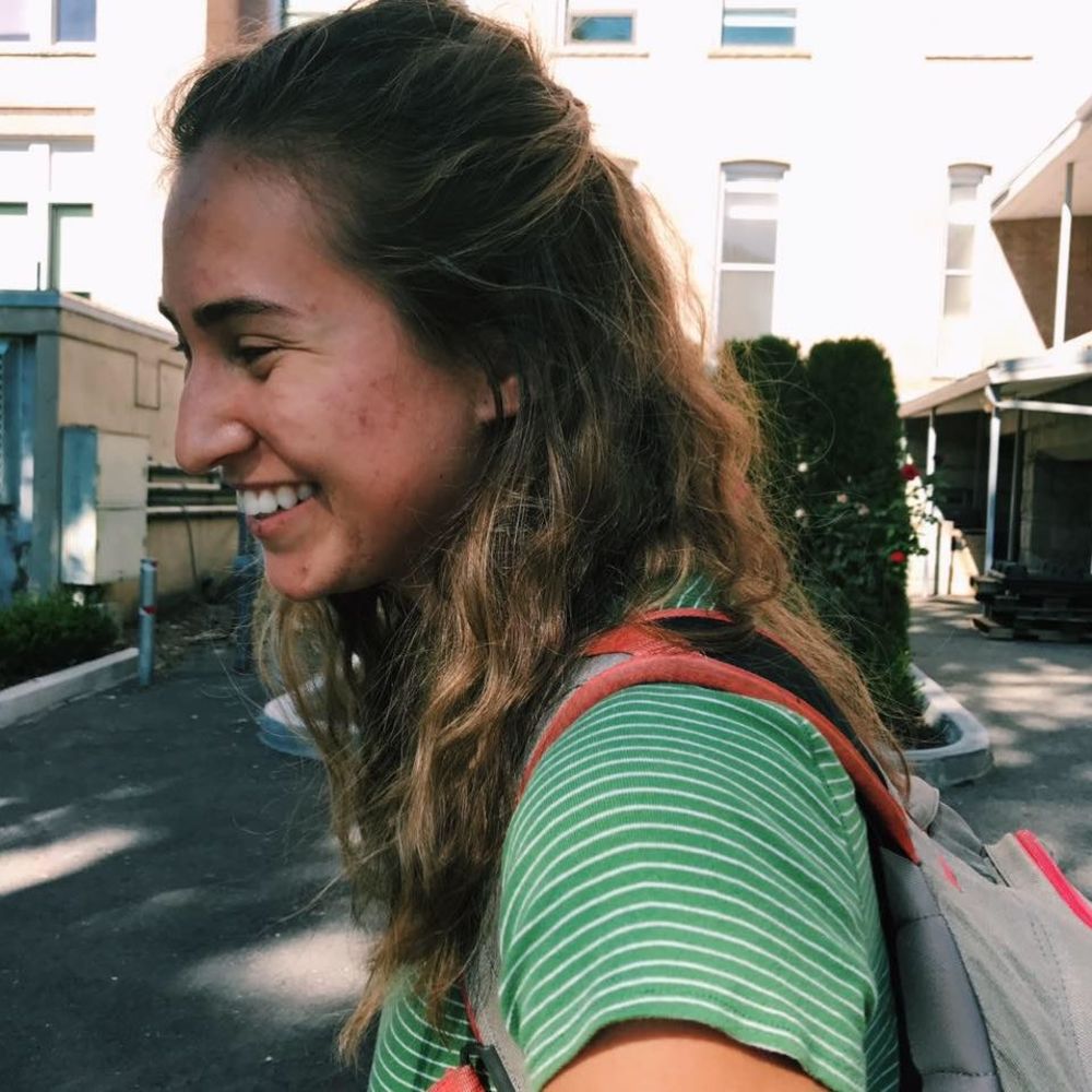 Meet your Posher, Christina